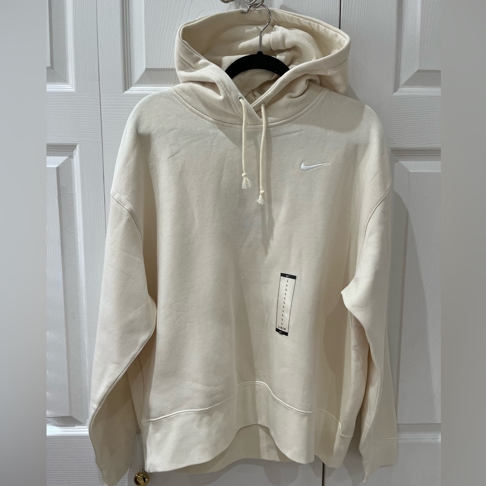 Nike Oversized Hoodie. Size: L